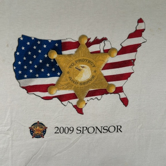 USA "TO PROTECT AND SERVE" 2009 White Logo T Shirt in Large - Picture 2 of 4